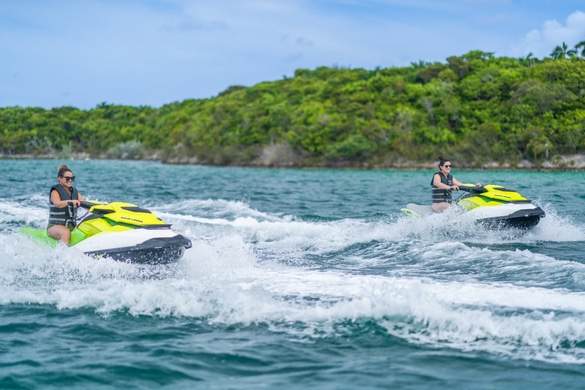 Carnival Cruises - Half Moon Cay 3, Credit. Boldman Media.jpg